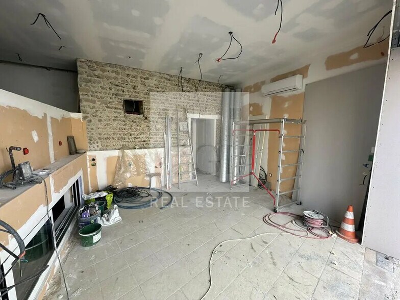 Commerce de détail dans Caluire-et-Cuire à louer - Photo intérieure - Image 2 de 8