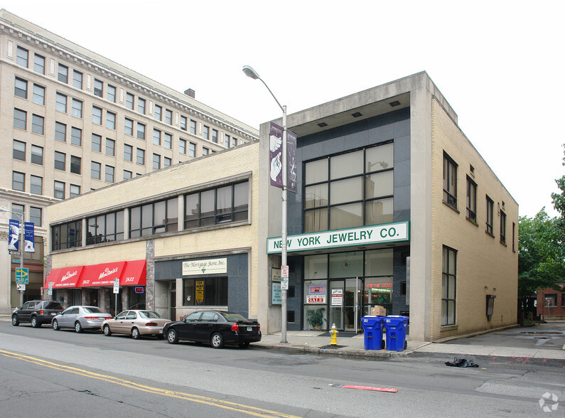 133-141 State St, Springfield, MA à vendre - Photo principale - Image 1 de 1