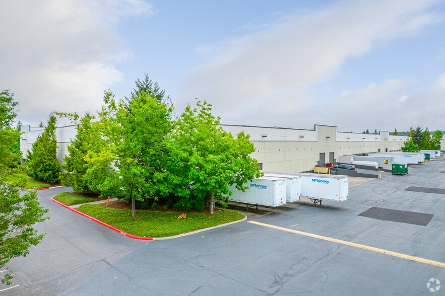 4122-4286 NE 185th Ave, Portland, OR for lease - Building Photo - Image 2 of 4