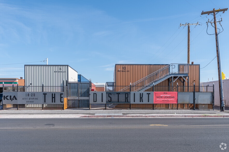 1561 Commerce st, Las Vegas, NV for lease - Building Photo - Image 3 of 16