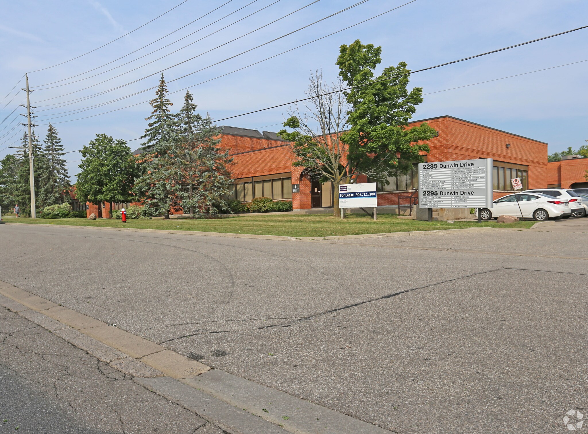 2285 Dunwin Dr, Mississauga, ON for sale Primary Photo- Image 1 of 1