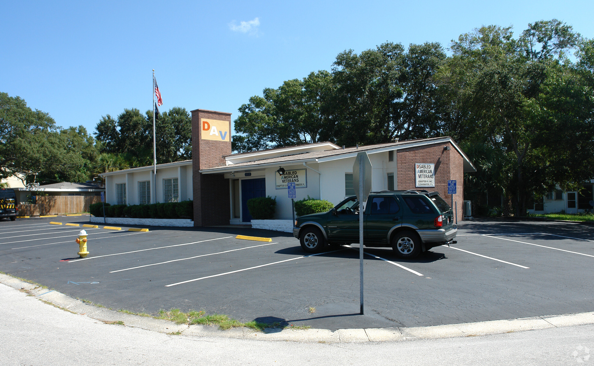 219 Betty Ln, Clearwater, FL for lease Primary Photo- Image 1 of 77