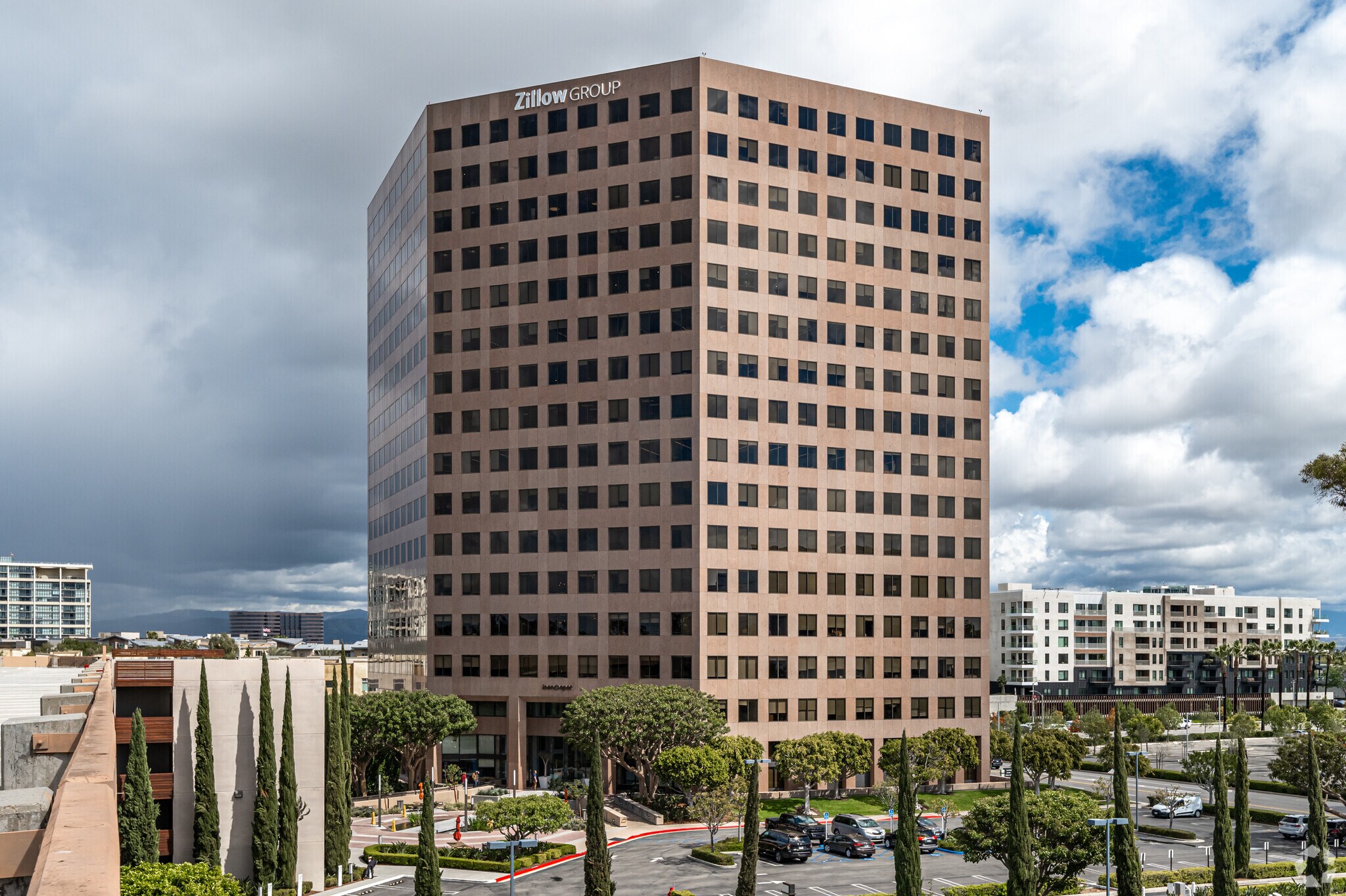 2600 Michelson Dr, Irvine, CA à louer Photo principale- Image 1 de 23