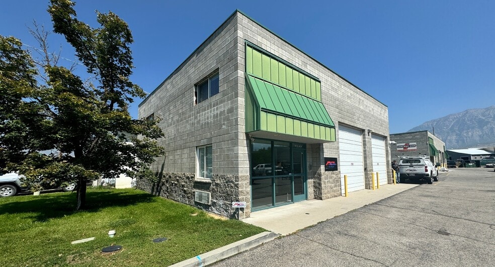 764 N 400 W, Orem, UT for sale - Primary Photo - Image 1 of 4