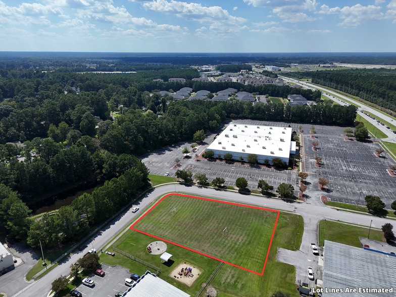 201 Northwest Circle, Jacksonville, NC for sale - Aerial - Image 2 of 9