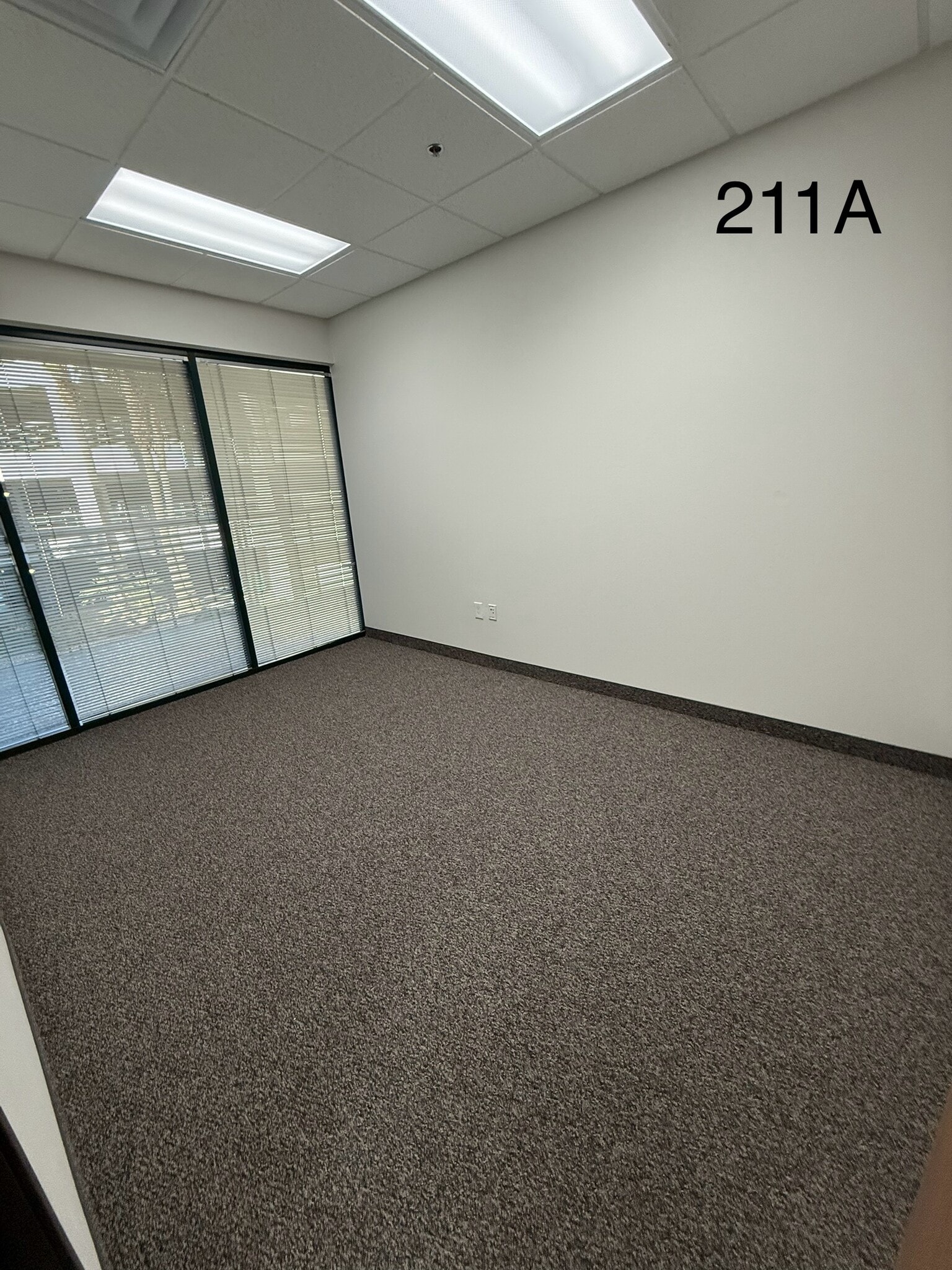 1490 S Price Rd, Chandler, AZ à louer Photo intérieure- Image 1 de 6