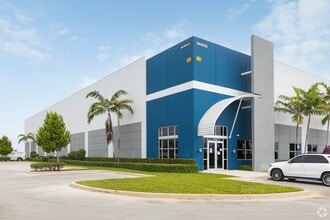 5499 NW 145th St, Opa Locka, FL for lease Interior Photo- Image 1 of 4