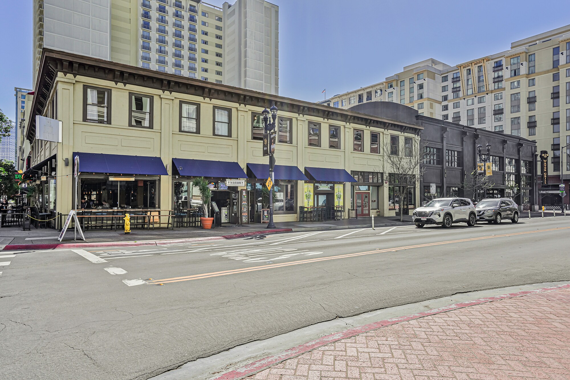 629-639 J St, San Diego, CA à louer Photo du bâtiment- Image 1 de 21