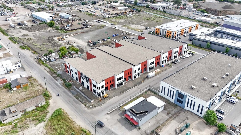 4605 34 St, Vernon, BC for lease - Building Photo - Image 3 of 25