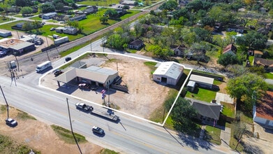 917 E Main St, Eagle Lake, TX - AÉRIEN  Vue de la carte - Image1