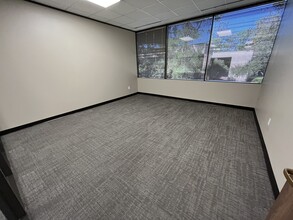 900 Rockmead Dr, Kingwood, TX for lease Interior Photo- Image 1 of 4