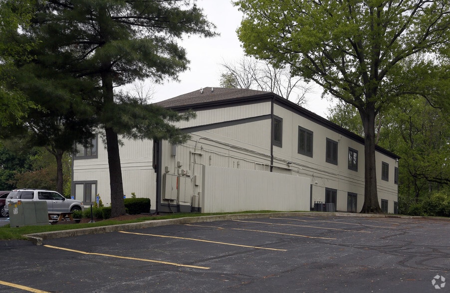 5214-5226 S East St, Indianapolis, IN à vendre - Photo du bâtiment - Image 2 de 15