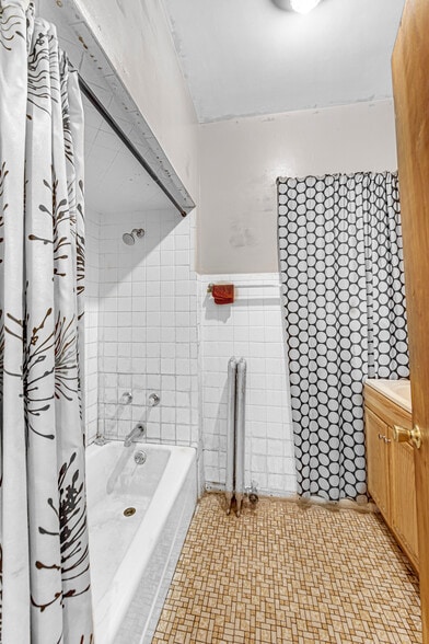 6457-6459 S Cottage Grove Ave, Chicago, IL for sale - Interior Photo - Image 3 of 18