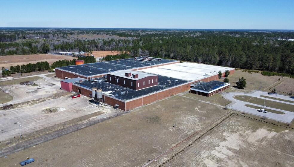 1497 Industrial Rd, Walterboro, SC à vendre - Photo du bâtiment - Image 3 de 14