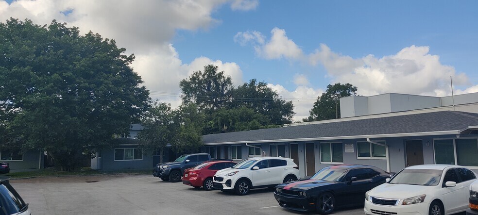 6224 Miramar Pkwy, Miramar, FL à vendre - Photo du bâtiment - Image 3 de 12