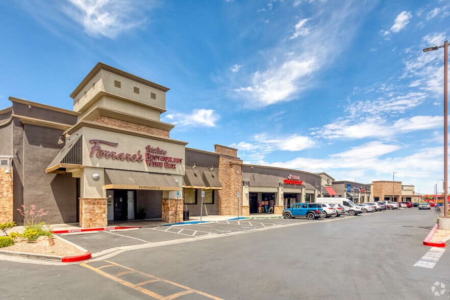 4480 Paradise Rd, Las Vegas, NV for lease - Building Photo - Image 2 of 39