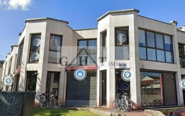 Retail in Le Perreux-sur-Marne for lease Building Photo- Image 1 of 15
