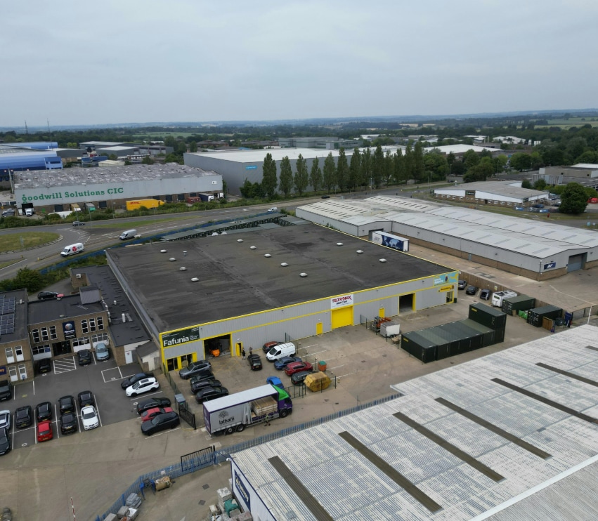 Sandfield Close, Northampton for lease Primary Photo- Image 1 of 3