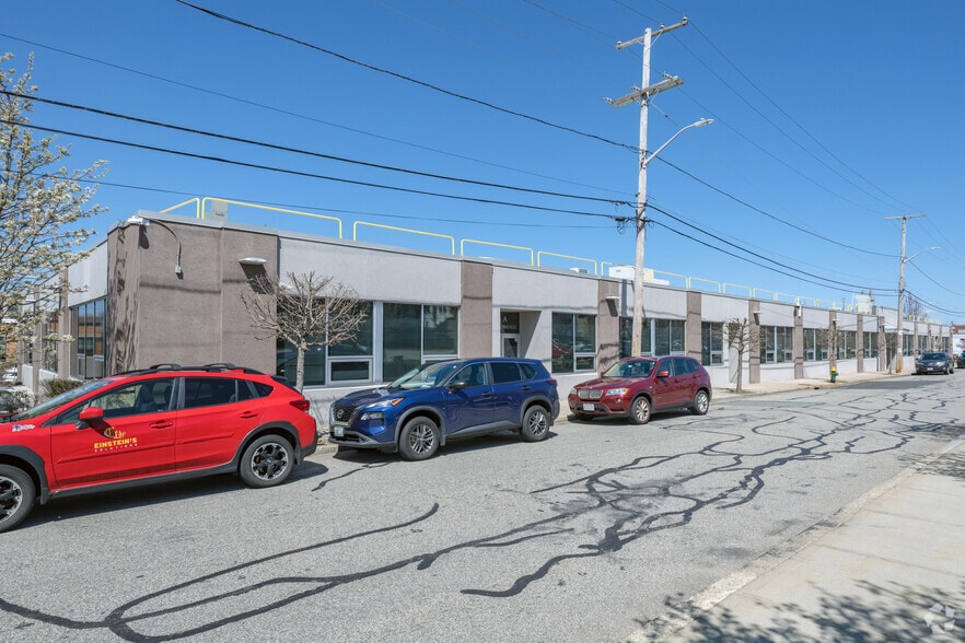 225 Carolina Ave, Providence, RI à louer - Photo principale - Image 1 de 14