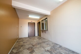 3026 1st Ave, Greeley, CO for lease Building Photo- Image 2 of 14