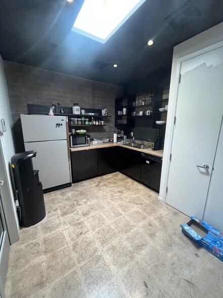 820 N 3rd St, Phoenix, AZ à louer - Photo du bâtiment - Image 2 de 4