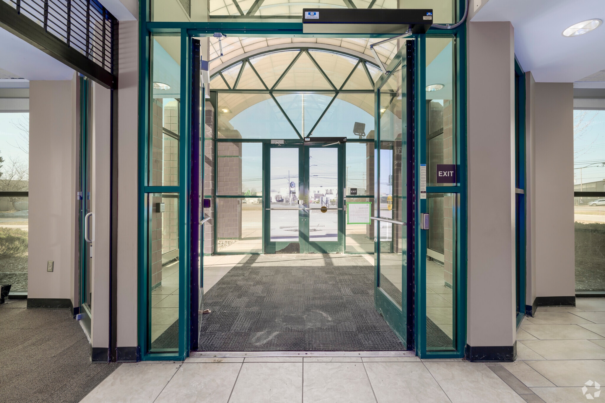 30730 Groesbeck Hwy, Roseville, MI for sale Lobby- Image 1 of 27