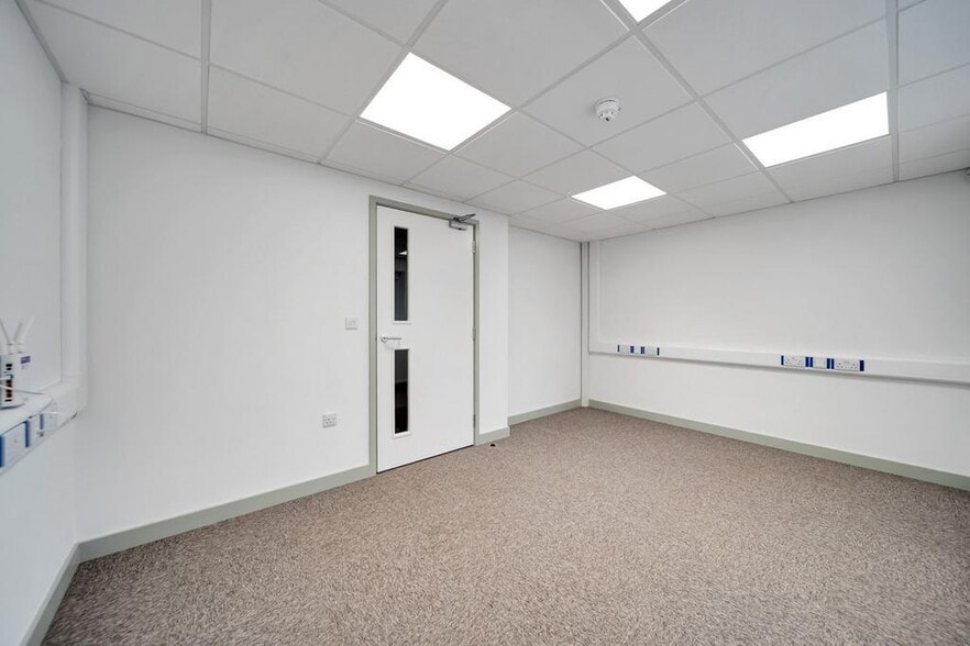 5 Cross St, Eye for lease - Building Photo - Image 3 of 9