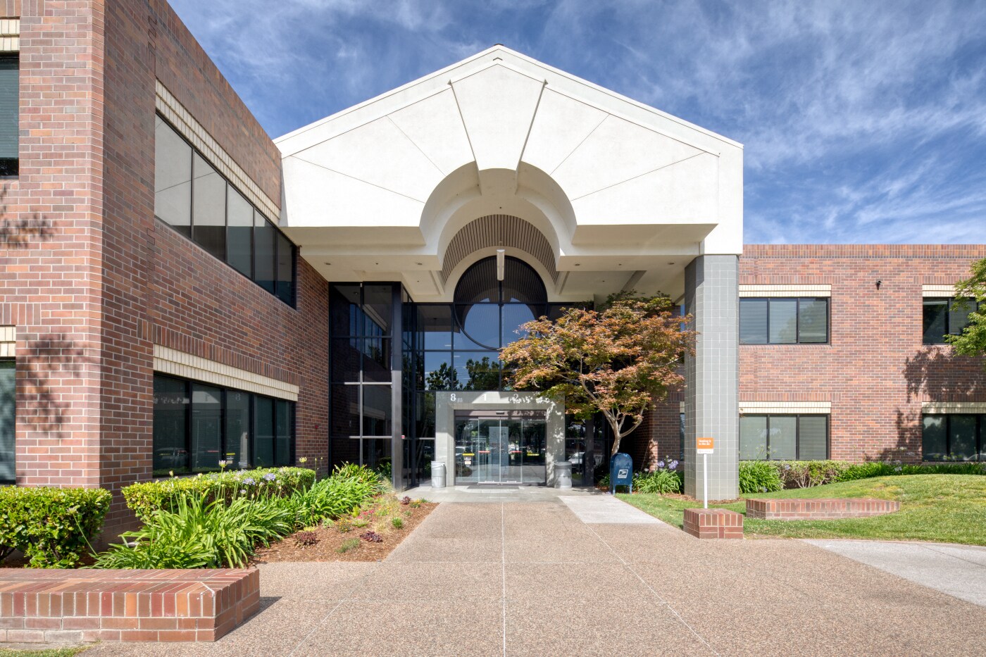 8120 Timberlake Way, Sacramento, CA à louer Photo principale- Image 1 de 7