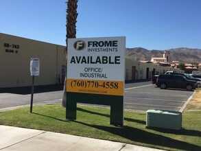 68733 Perez Rd, Cathedral City, CA for lease Building Photo- Image 2 of 4