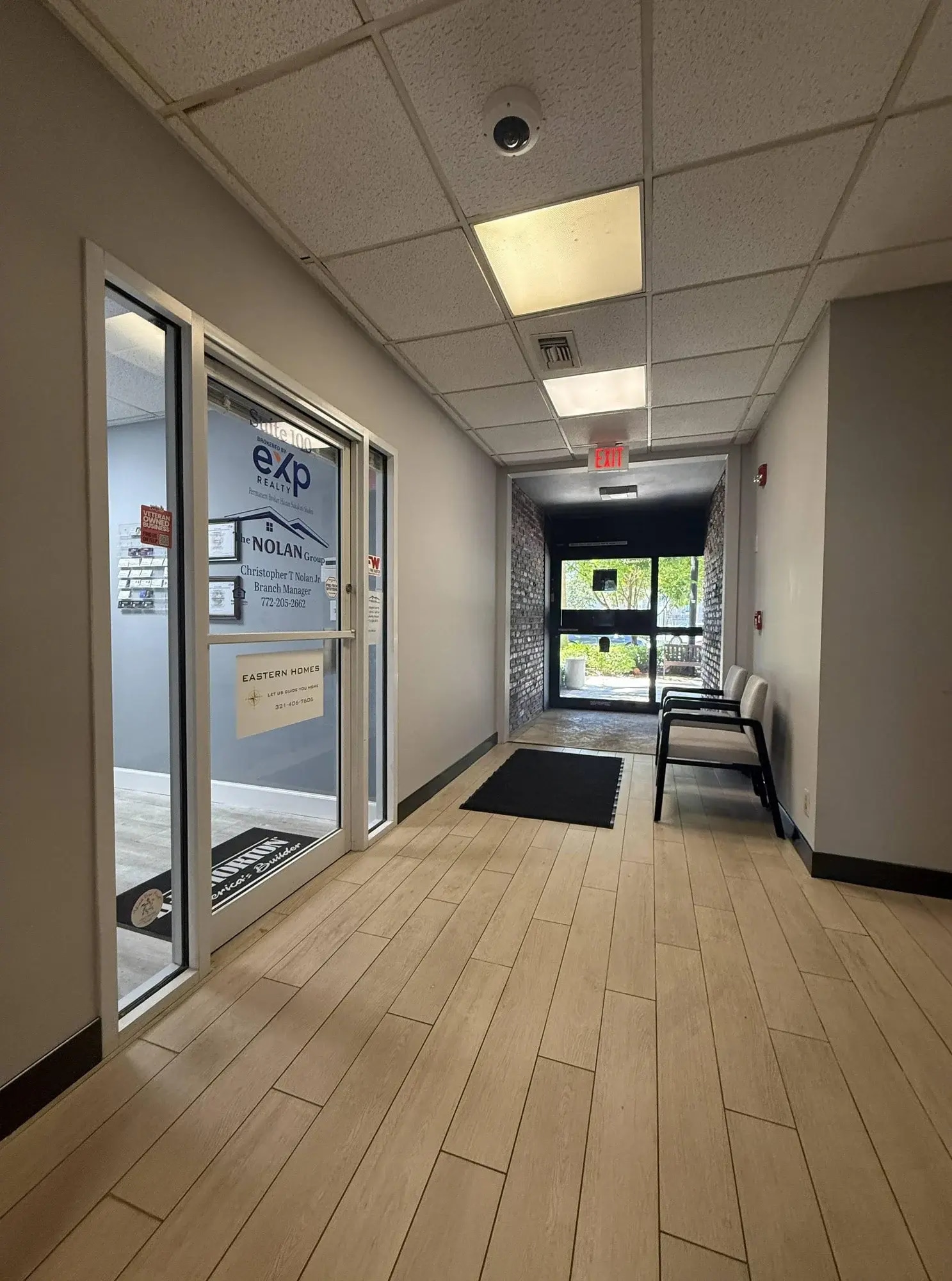 601 21st St, Vero Beach, FL for lease Interior Photo- Image 1 of 18