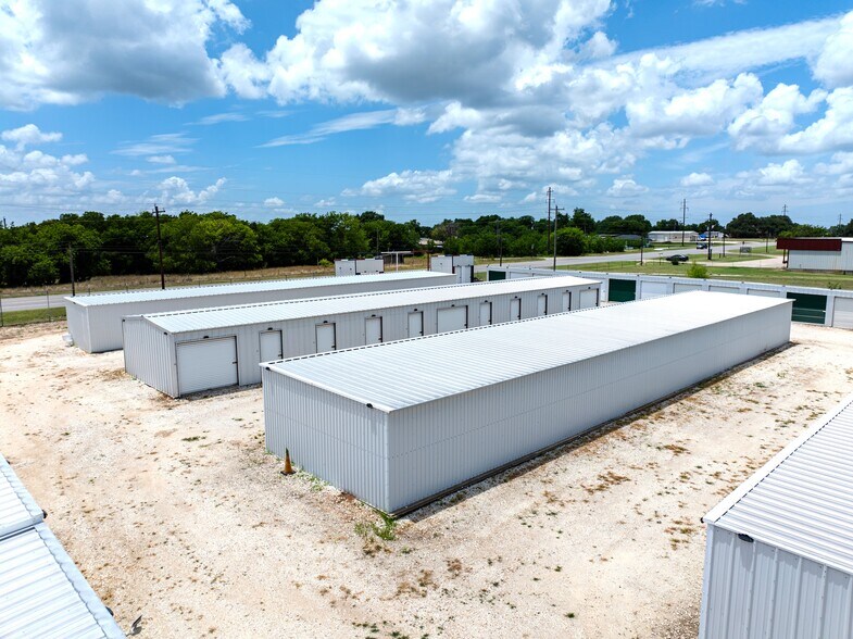 1424 TX-22 Hwy, Whitney, TX à vendre - Photo du bâtiment - Image 2 de 17