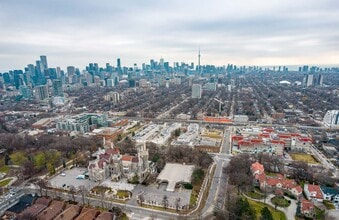 282 Dupont St, Toronto, ON - Aerial map view