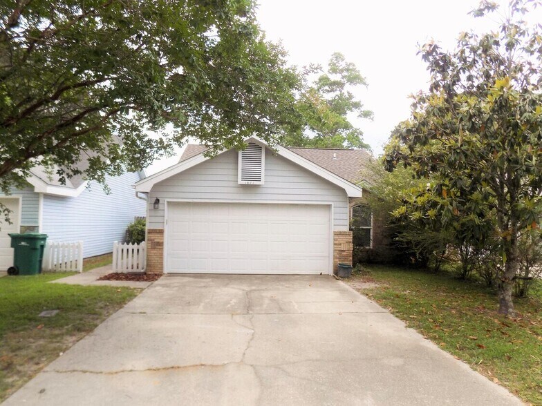 Fort Walton 40 Portfolio portefeuille de 9 propriétés à vendre sur LoopNet.ca - Photo du bâtiment - Image 3 de 13