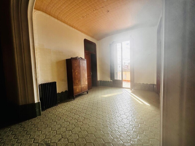 Immeuble residentiel dans Terrassa, Barcelona à vendre - Photo intérieure - Image 3 de 9