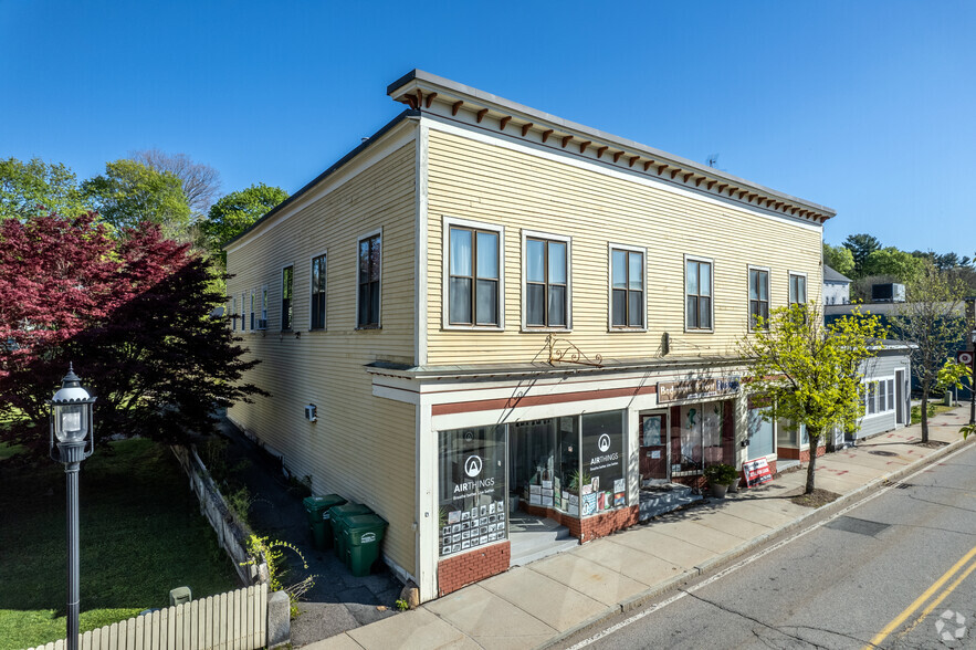 99-105 Church St, Whitinsville, MA à vendre - Photo principale - Image 1 de 1