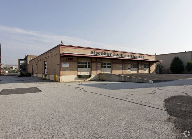 7600 State Rd, Philadelphia, PA à louer - Photo du bâtiment - Image 2 de 17