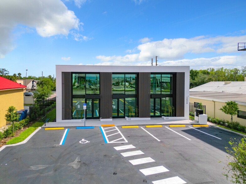 12324 W Colonial Dr, Winter Garden, FL à louer - Photo du bâtiment - Image 2 de 19