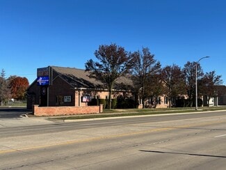 Plus de détails pour 21929-21931 E 9 Mile Rd, Saint Clair Shores, MI - Bureau/Médical à louer