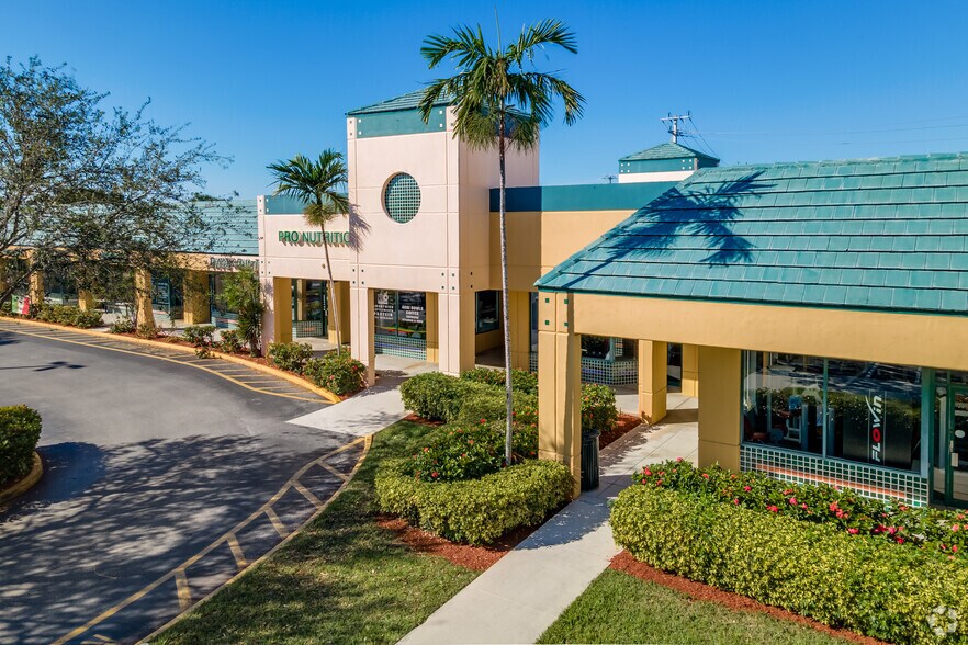 7401-7491 N Federal Hwy, Boca Raton, FL à louer - Photo du bâtiment - Image 1 de 22