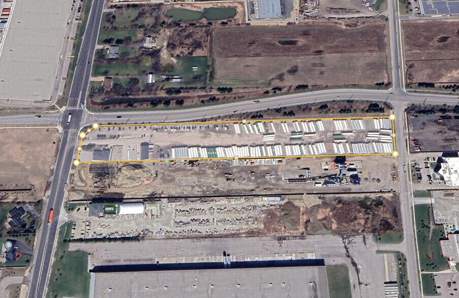 12423 Coleraine Dr, Caledon, ON for sale - Building Photo - Image 2 of 5