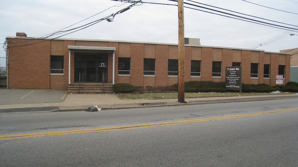 71 Grand Ave, Palisades Park, NJ à louer - Photo du bâtiment - Image 3 de 4