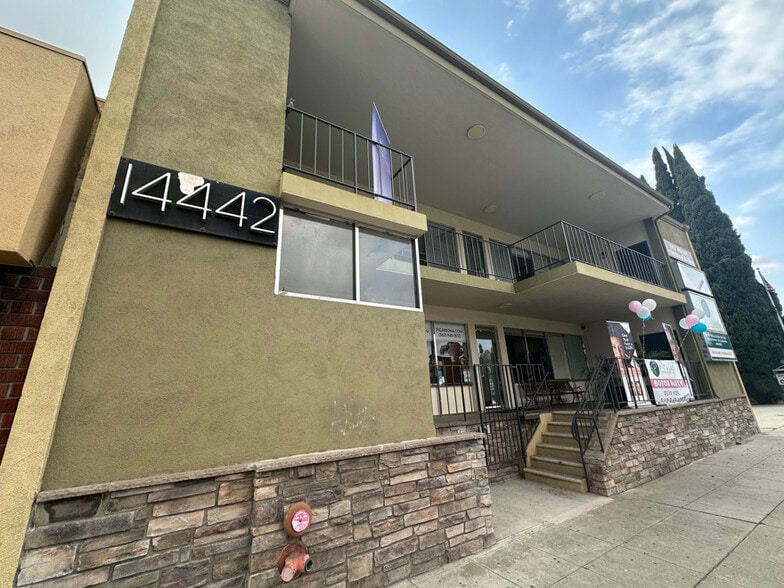 14442 Whittier Blvd, Whittier, CA for lease - Building Photo - Image 2 of 5