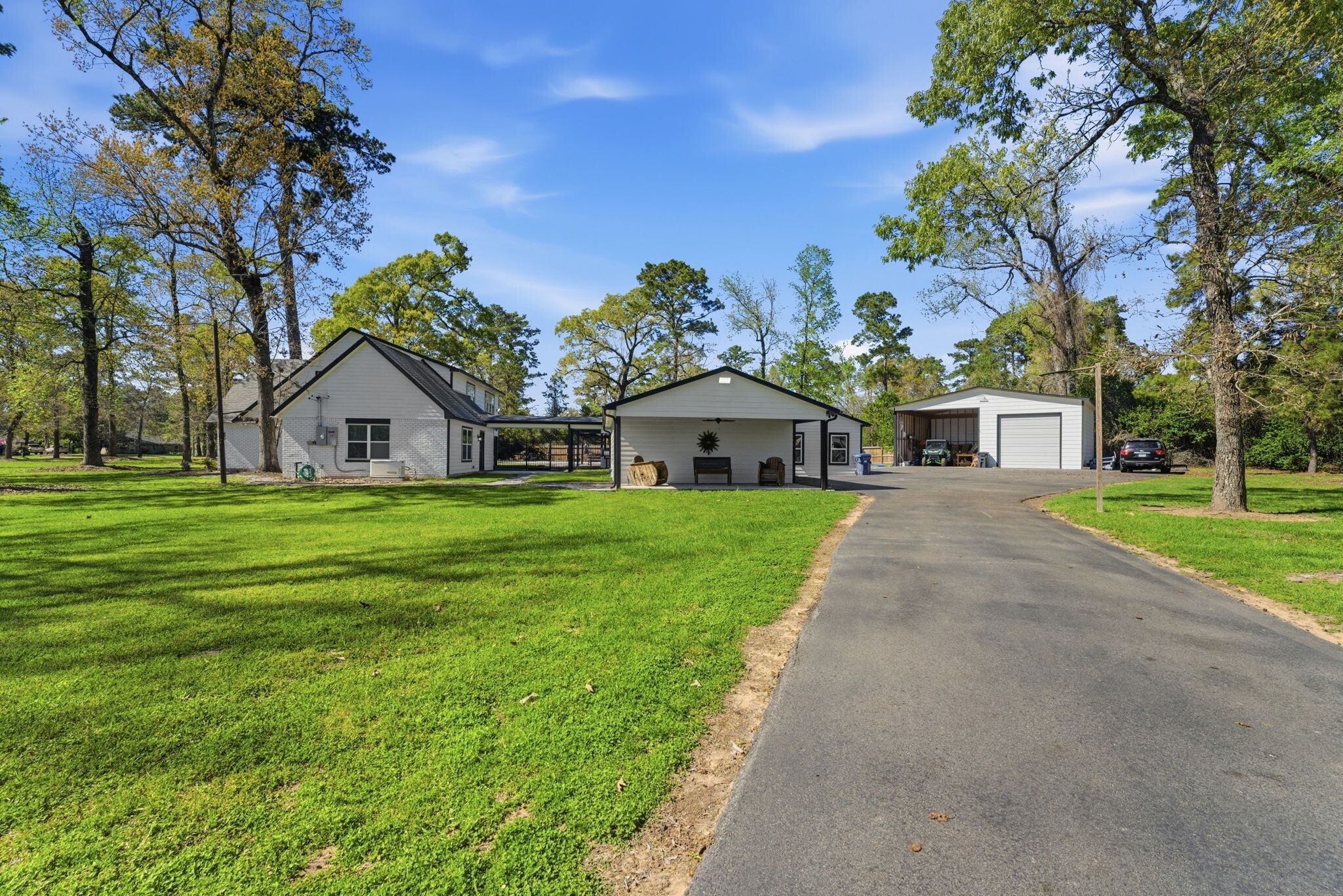 8526 Oakwood Dr, Magnolia, TX for sale Primary Photo- Image 1 of 16
