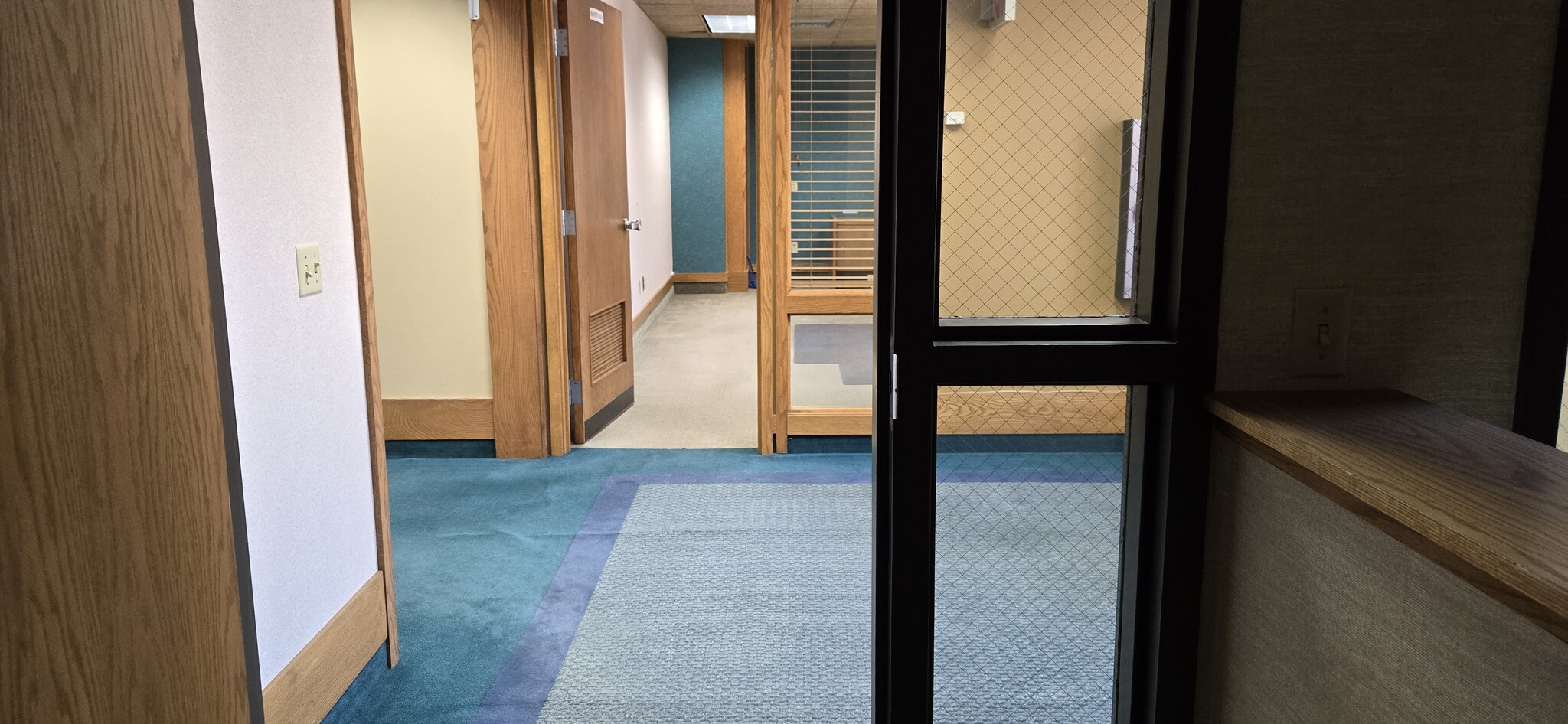 101 S 1st St, Montevideo, MN for lease Interior Photo- Image 1 of 11