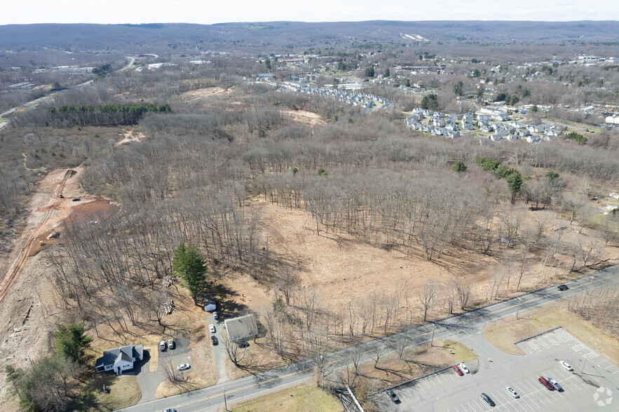 1995 Highland Ave, Cheshire, CT for sale - Primary Photo - Image 1 of 1