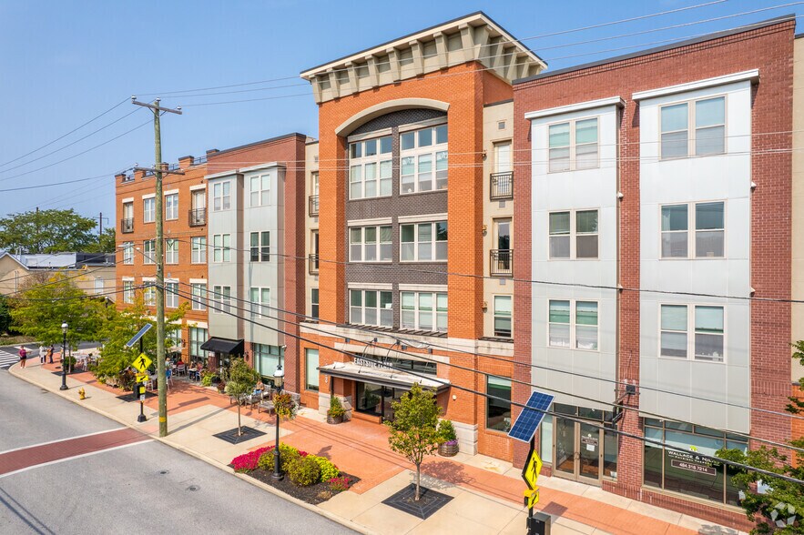 335 E King St, Malvern, PA à louer - Photo du bâtiment - Image 1 de 27