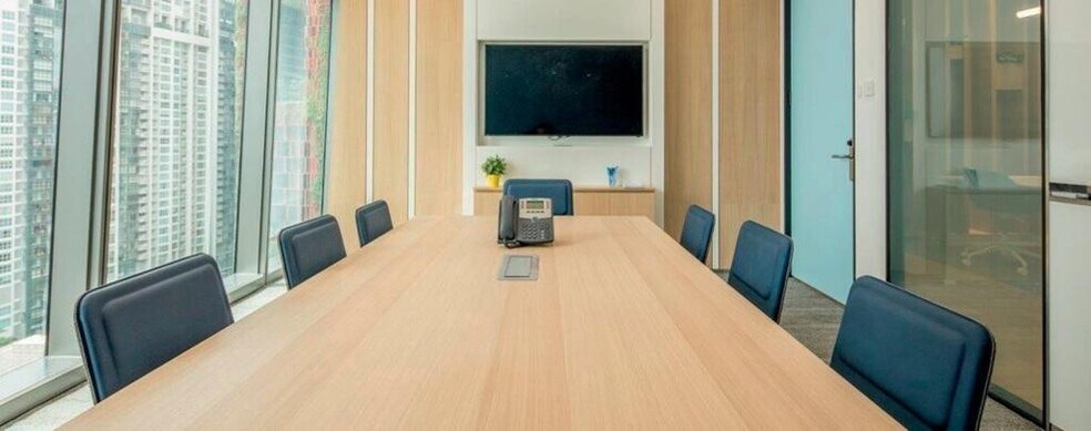 249 Church St, Altrincham à louer - Photo du bâtiment - Image 2 de 6