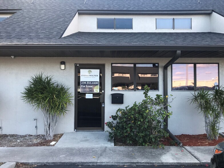 5235 Ramsey Way, Fort Myers, FL à louer - Photo intérieure - Image 3 de 6