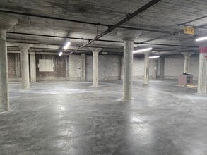 802 18th Ave NE, Minneapolis, MN for lease Interior Photo- Image 2 of 2