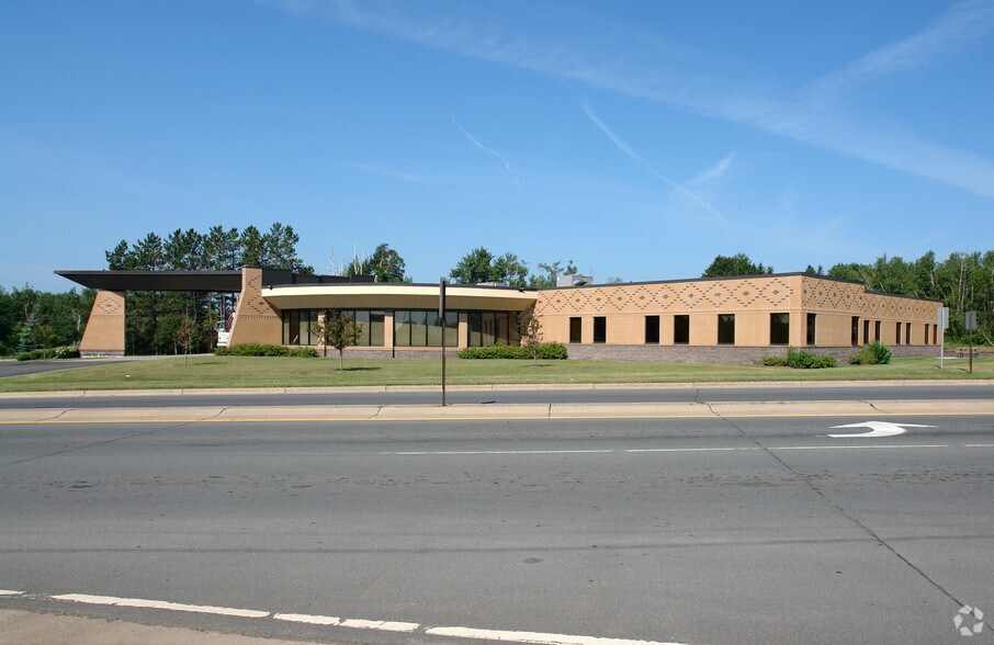 211 Boundary Ave, Proctor, MN for sale - Primary Photo - Image 1 of 2